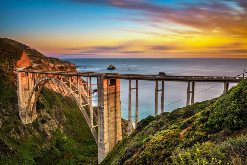 A single road runs along the rugged coast of Big Sur. If you live here, you better be committed and prepared – and have a YouSolar PowerBloc®.