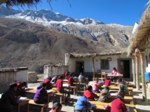 An outdoor school may be romantic but it is not conducive to learning.