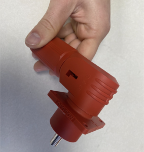 The 350 Ampere connector of the BLOC-LINK™ High Potential Direct Current Bus provides plug-and-play connectivity to a high power connection.